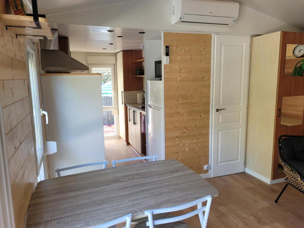 Mobil Home De Patricia Et Franck A سيجيان المظهر الخارجي الصورة