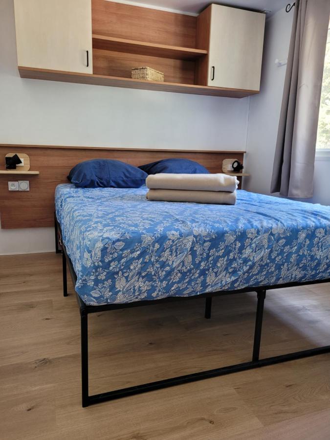 Mobil Home De Patricia Et Franck A سيجيان المظهر الخارجي الصورة