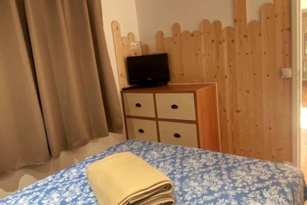 Mobil Home De Patricia Et Franck A سيجيان المظهر الخارجي الصورة