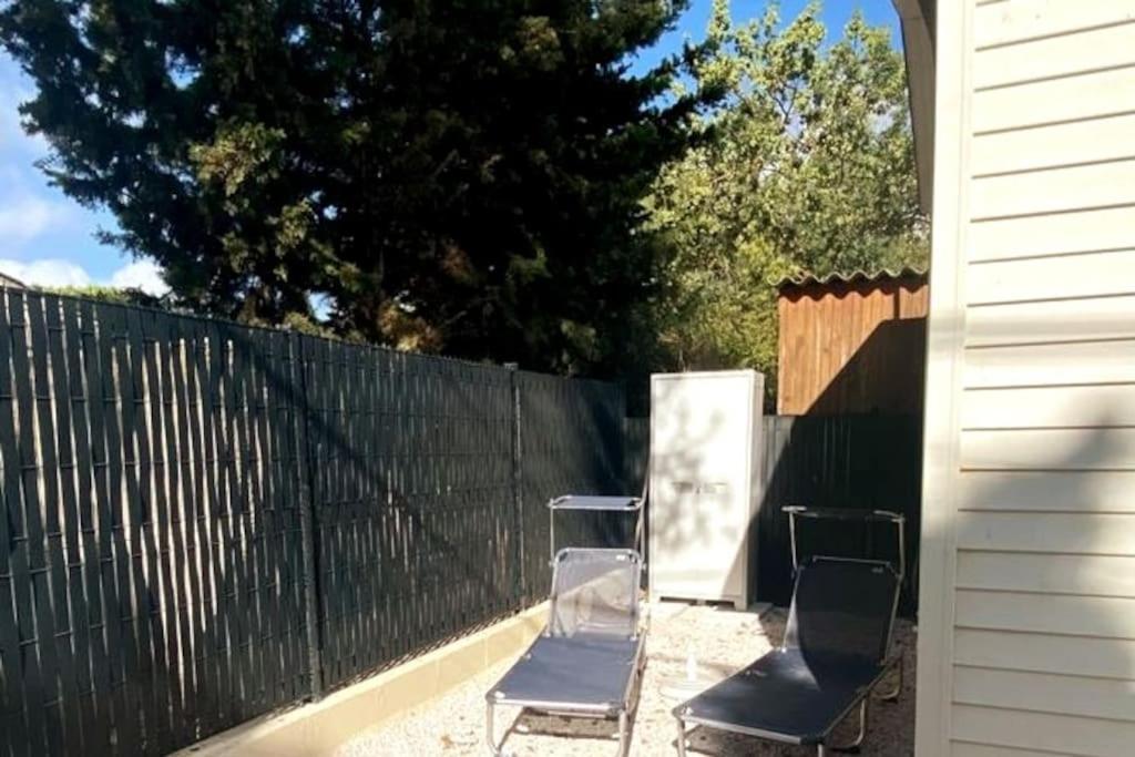 Mobil Home De Patricia Et Franck A سيجيان المظهر الخارجي الصورة