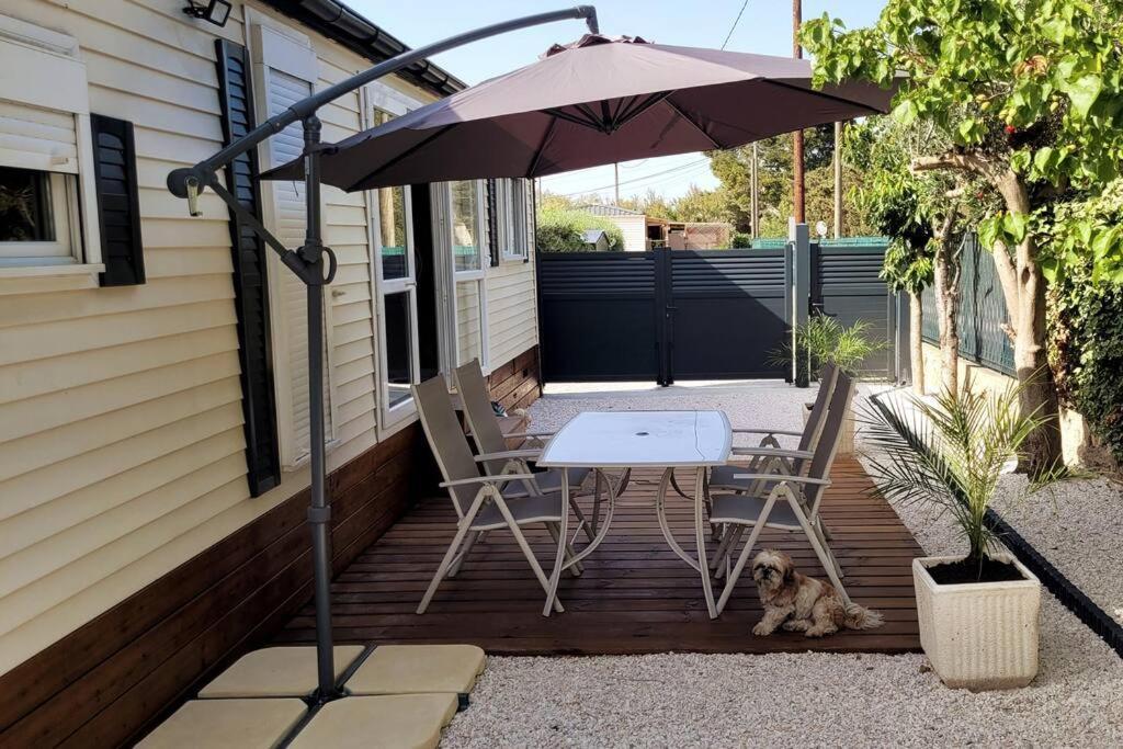 Mobil Home De Patricia Et Franck A سيجيان المظهر الخارجي الصورة