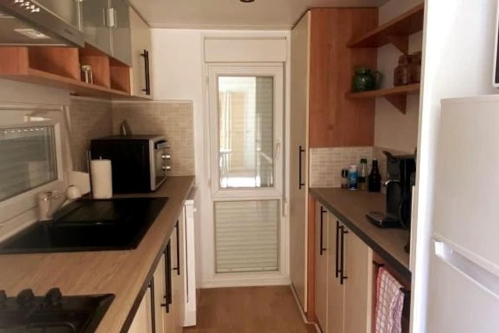 Mobil Home De Patricia Et Franck A سيجيان المظهر الخارجي الصورة