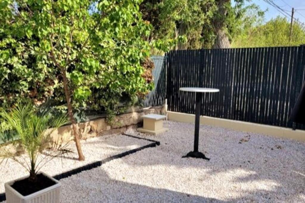 Mobil Home De Patricia Et Franck A سيجيان المظهر الخارجي الصورة